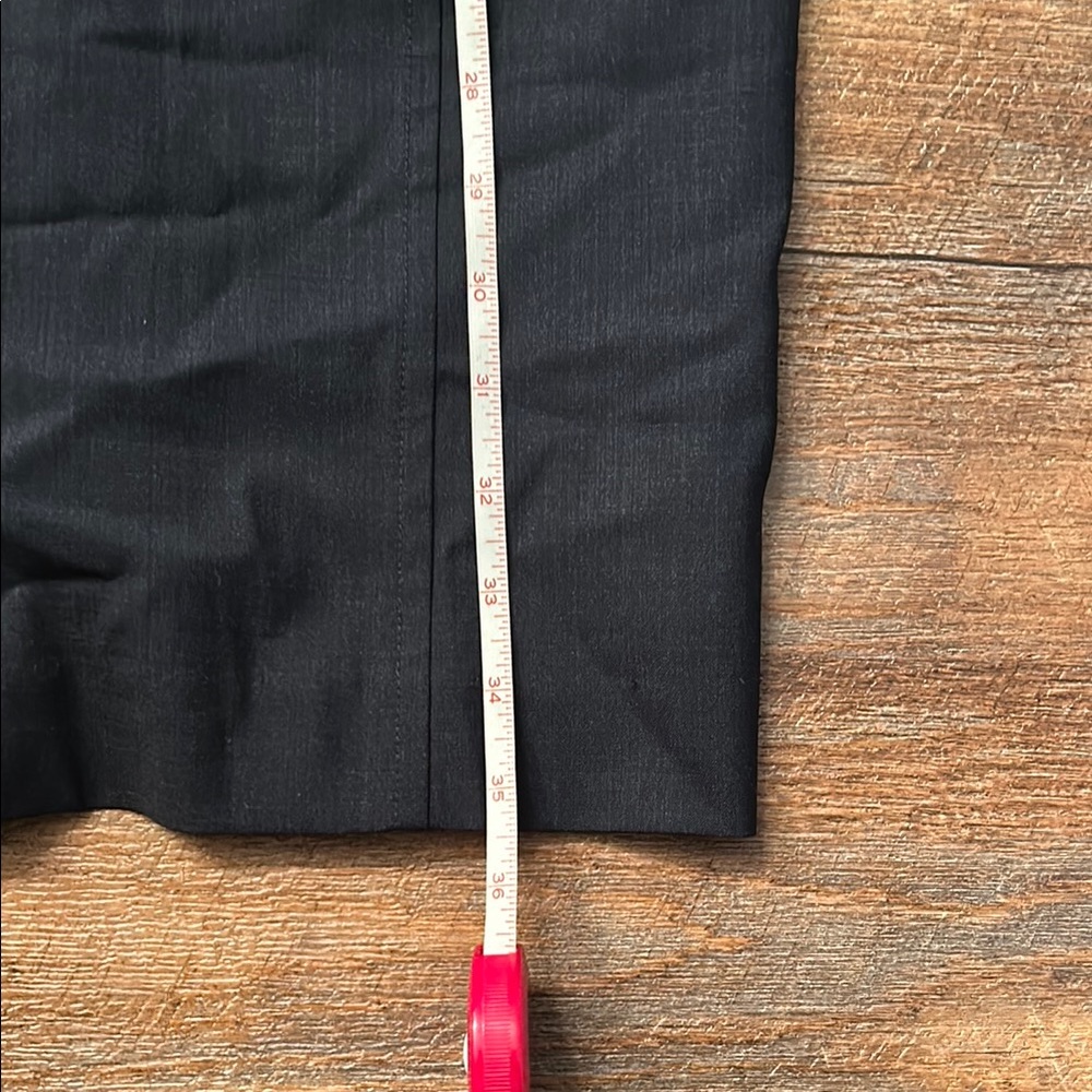 Elegant Black Women's Dress - Picture 7 of 7